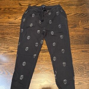 Ocean drive skull joggers size small.